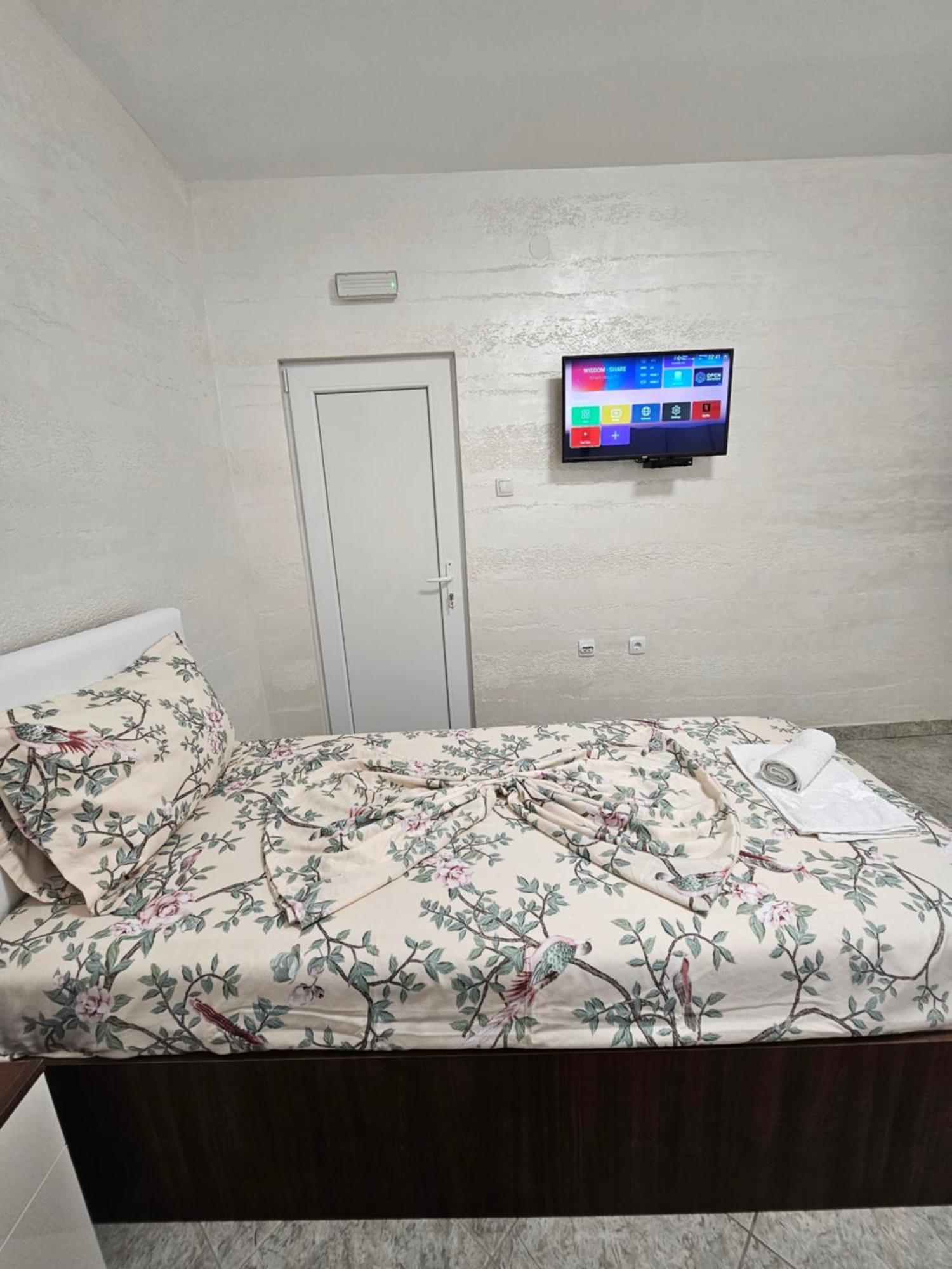 Apartmani Vila Ebra Утьеха Экстерьер фото