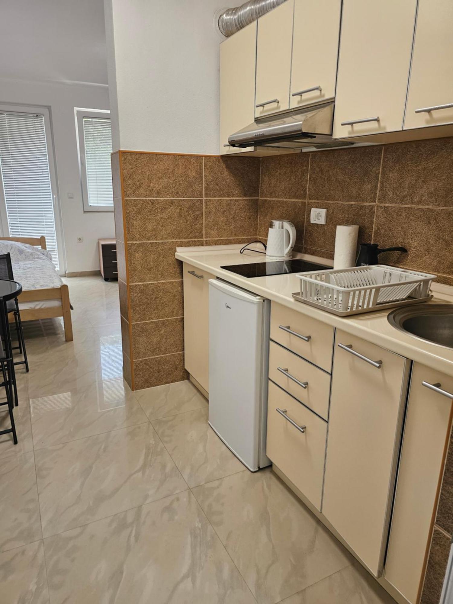 Apartmani Vila Ebra Утьеха Экстерьер фото