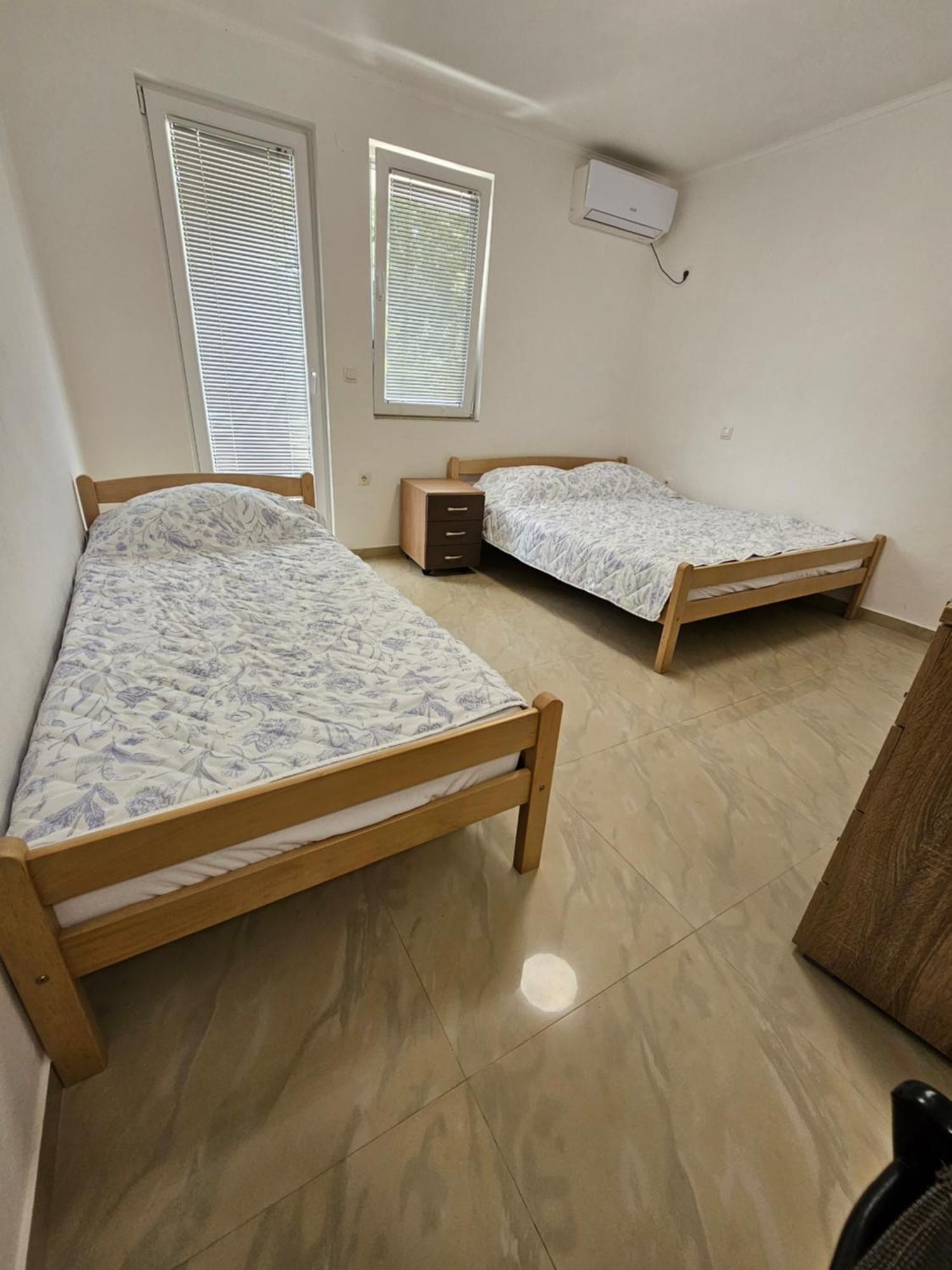Apartmani Vila Ebra Утьеха Экстерьер фото