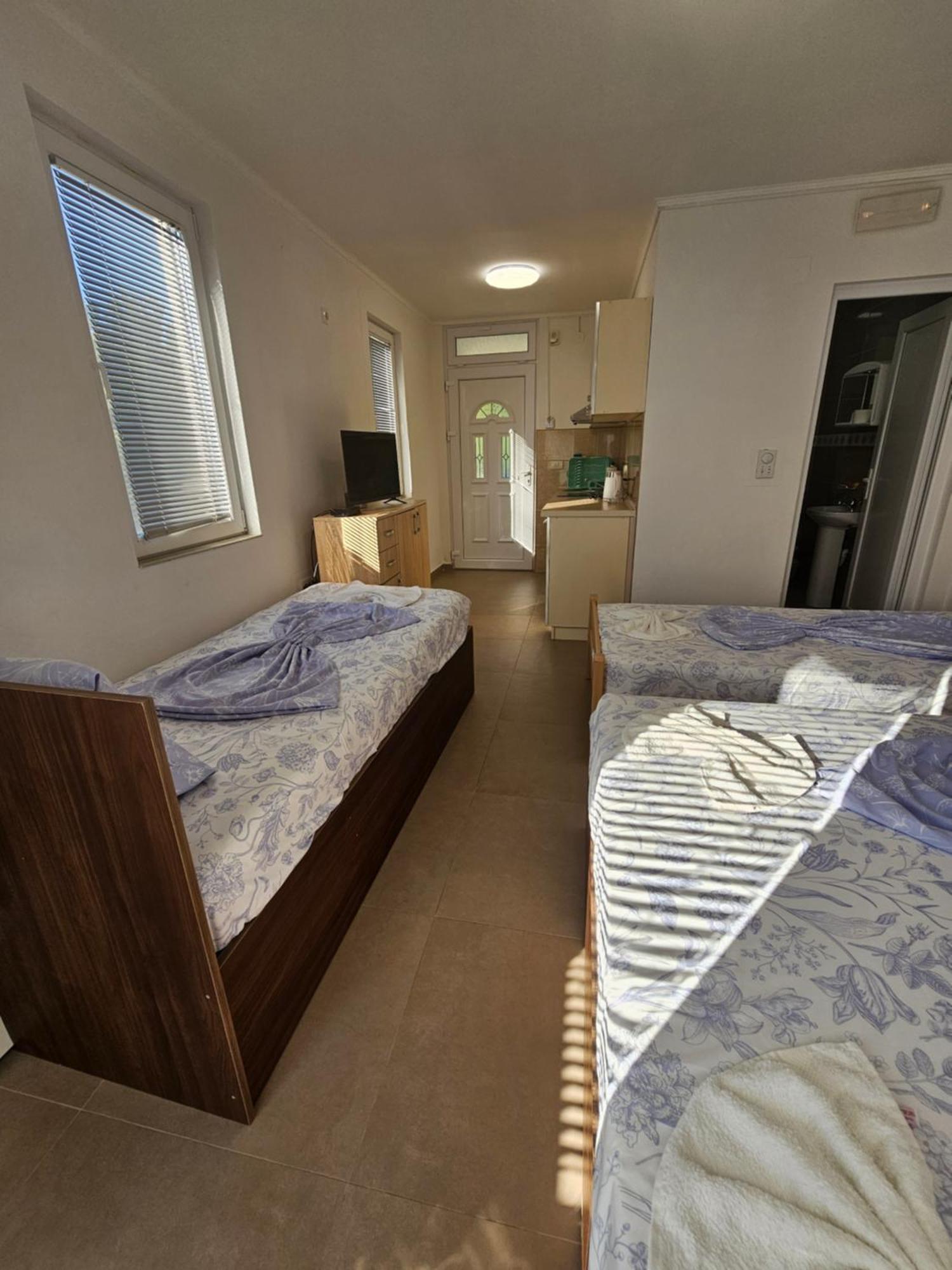 Apartmani Vila Ebra Утьеха Экстерьер фото