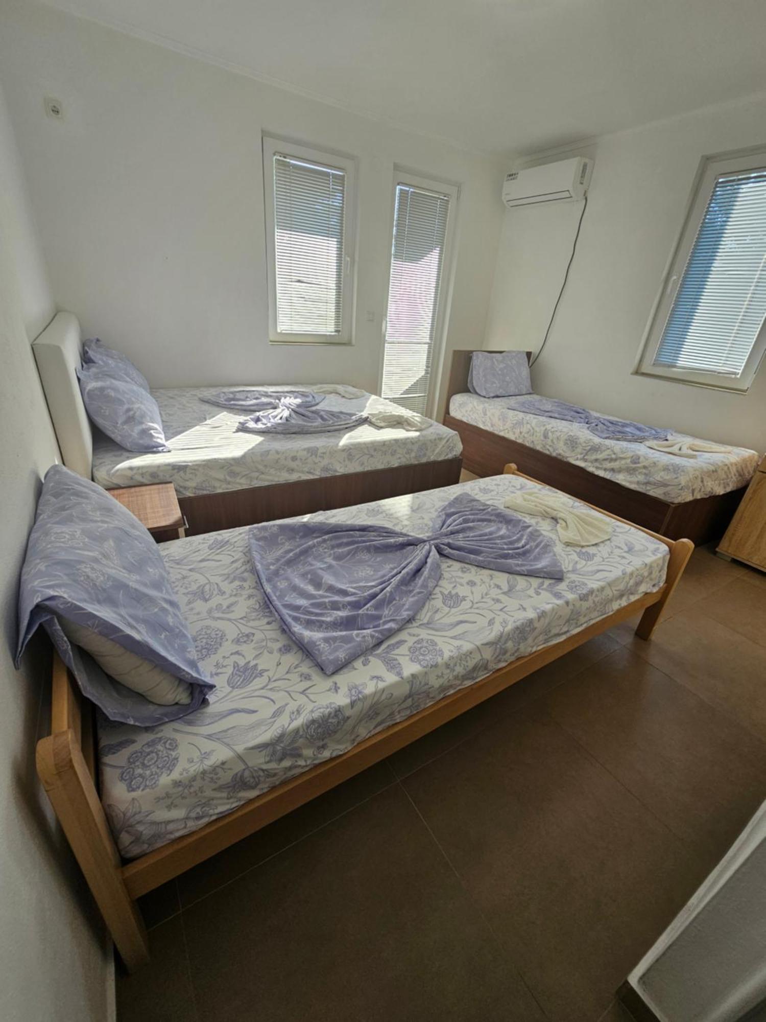 Apartmani Vila Ebra Утьеха Экстерьер фото