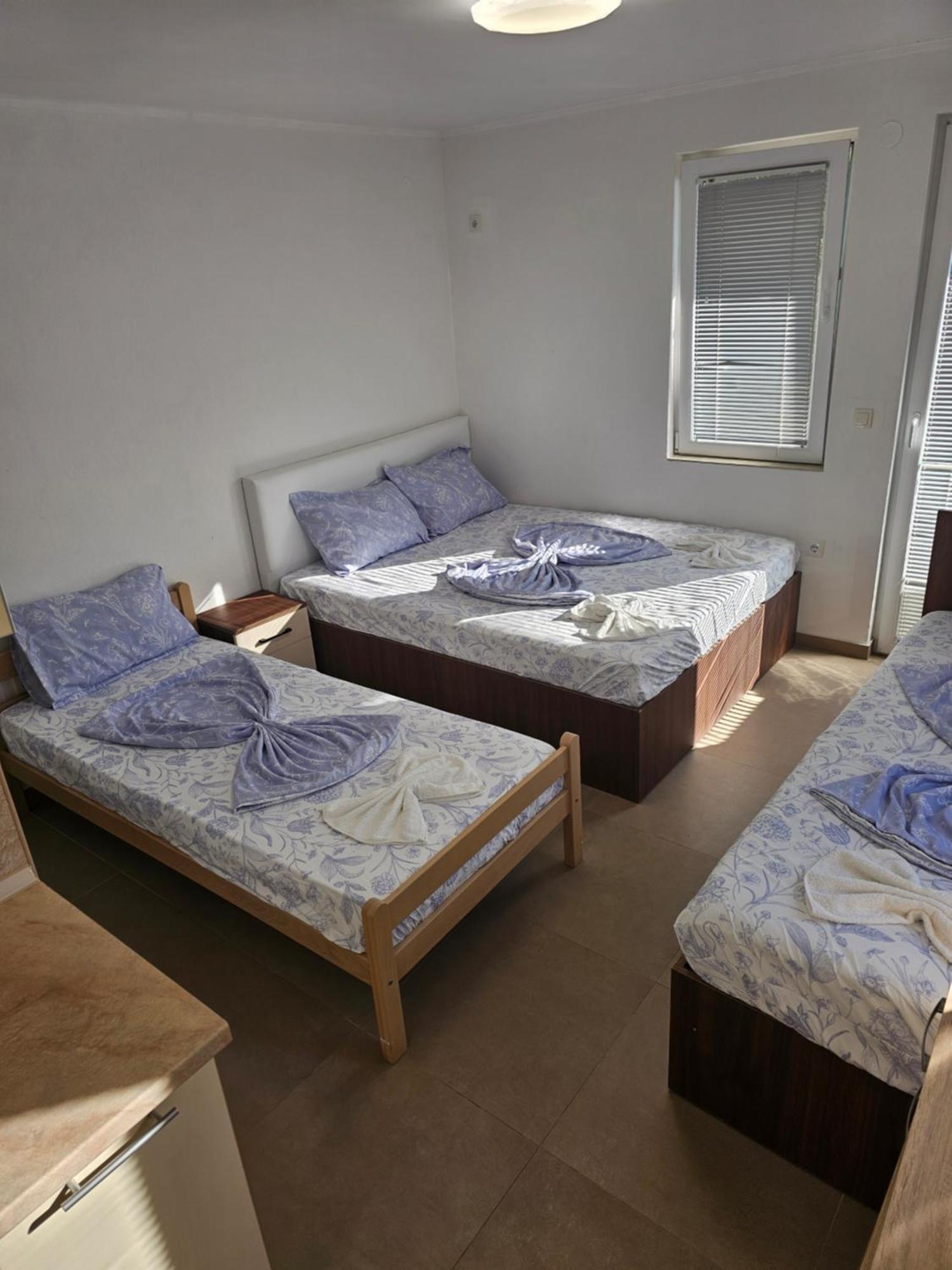 Apartmani Vila Ebra Утьеха Экстерьер фото