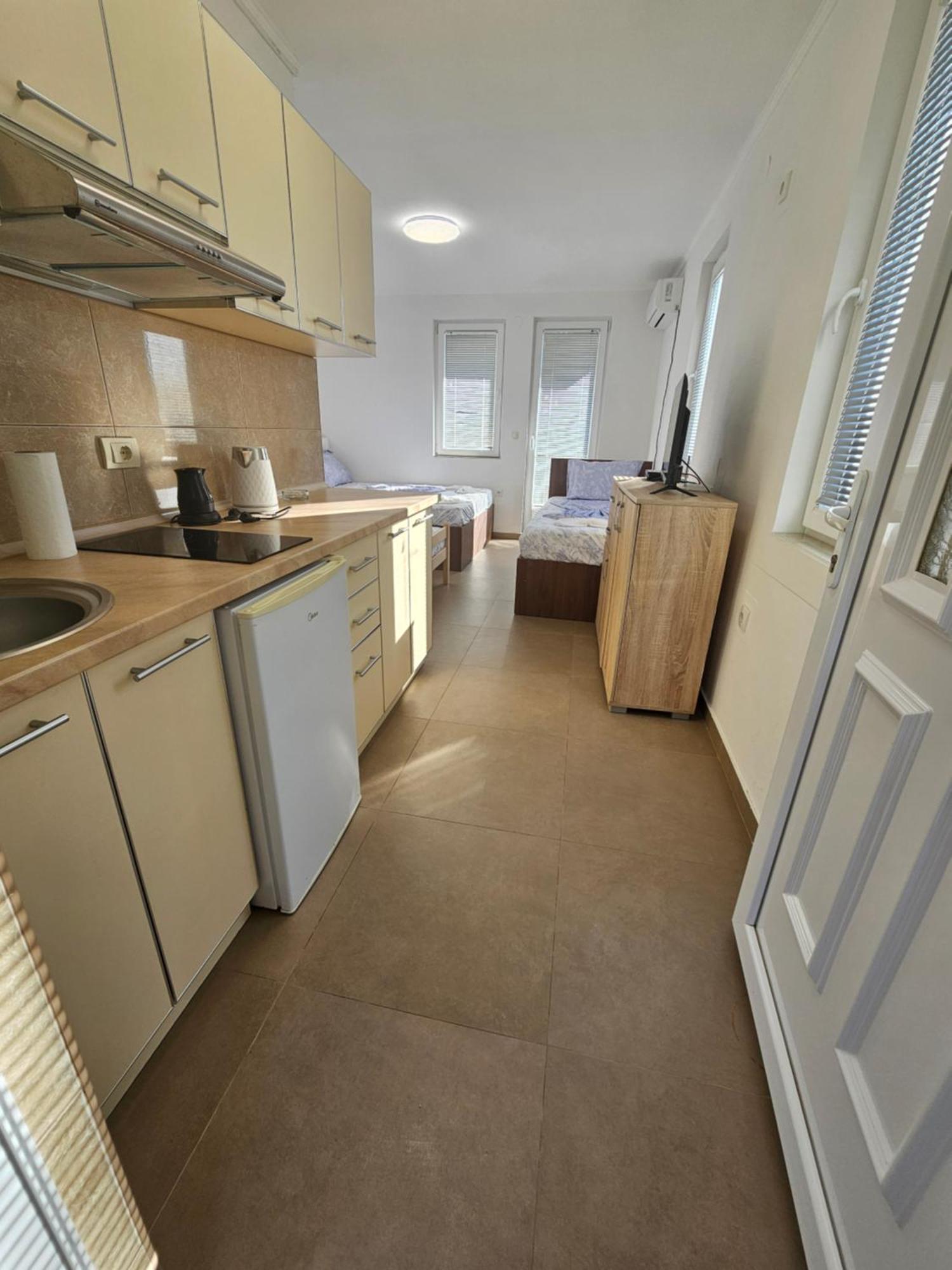 Apartmani Vila Ebra Утьеха Экстерьер фото