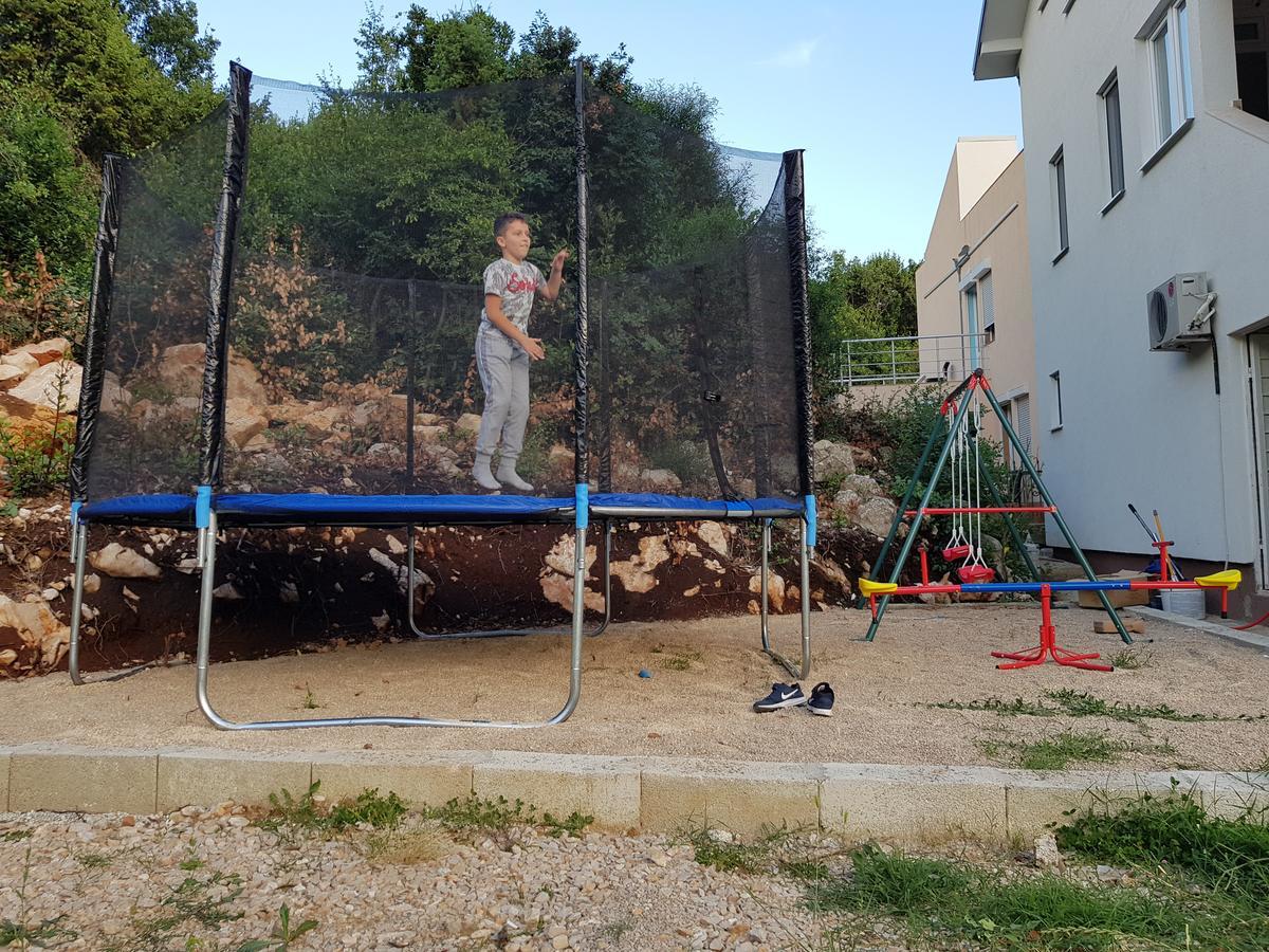 Apartmani Vila Ebra Утьеха Экстерьер фото