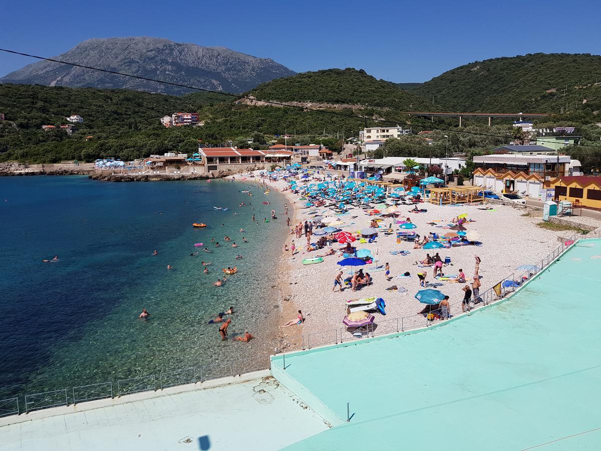 Apartmani Vila Ebra Утьеха Экстерьер фото